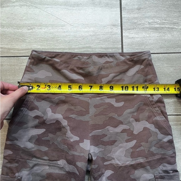 Pink Victoria Secret Womens Pink Active Pink Camo Leggings Size Small - Picture 4 of 7